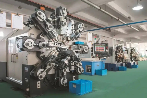 Home 9 Spring forming machine in the custom spring manufacturing workshop (Zigoal)